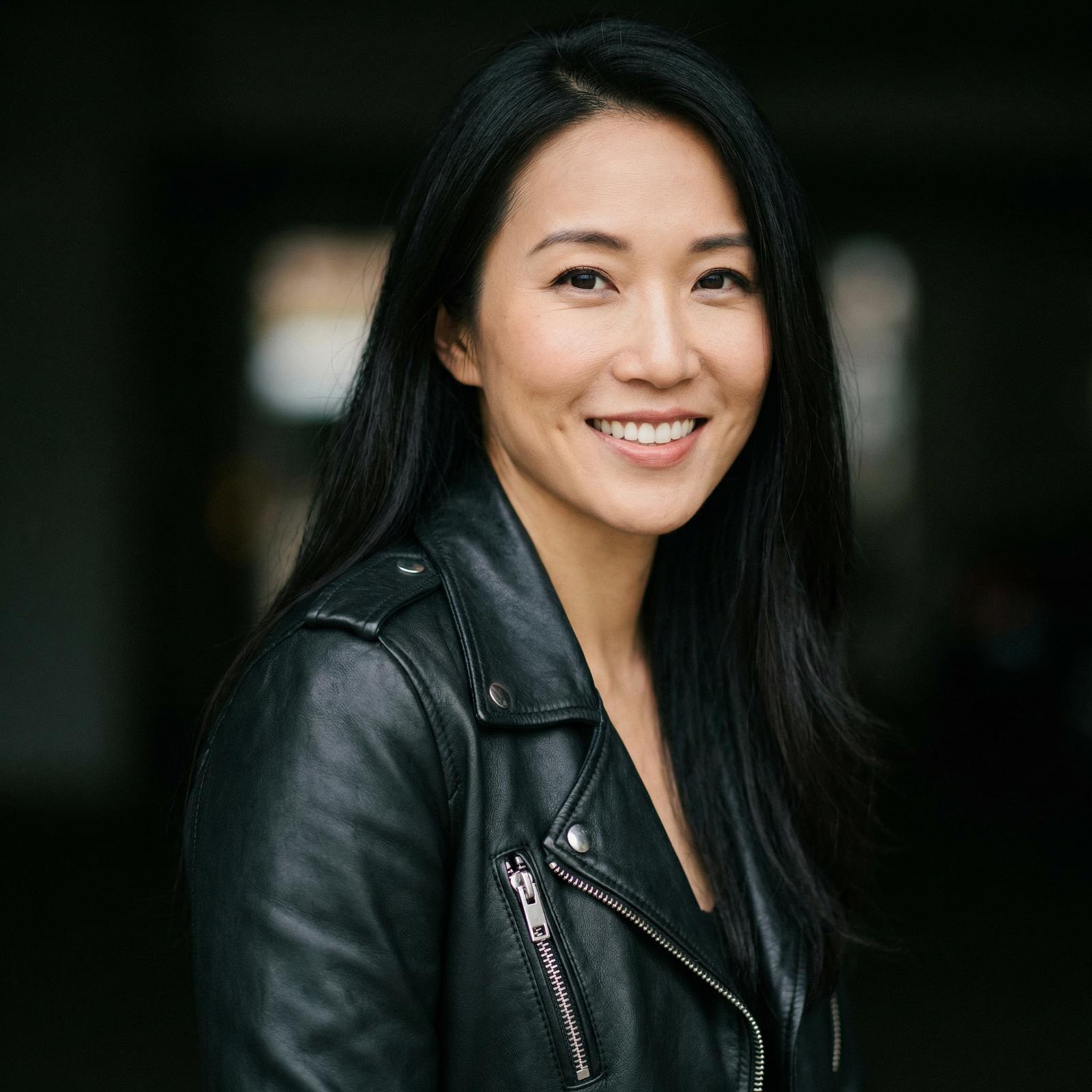 丝袜汽车媒体人林晓薇